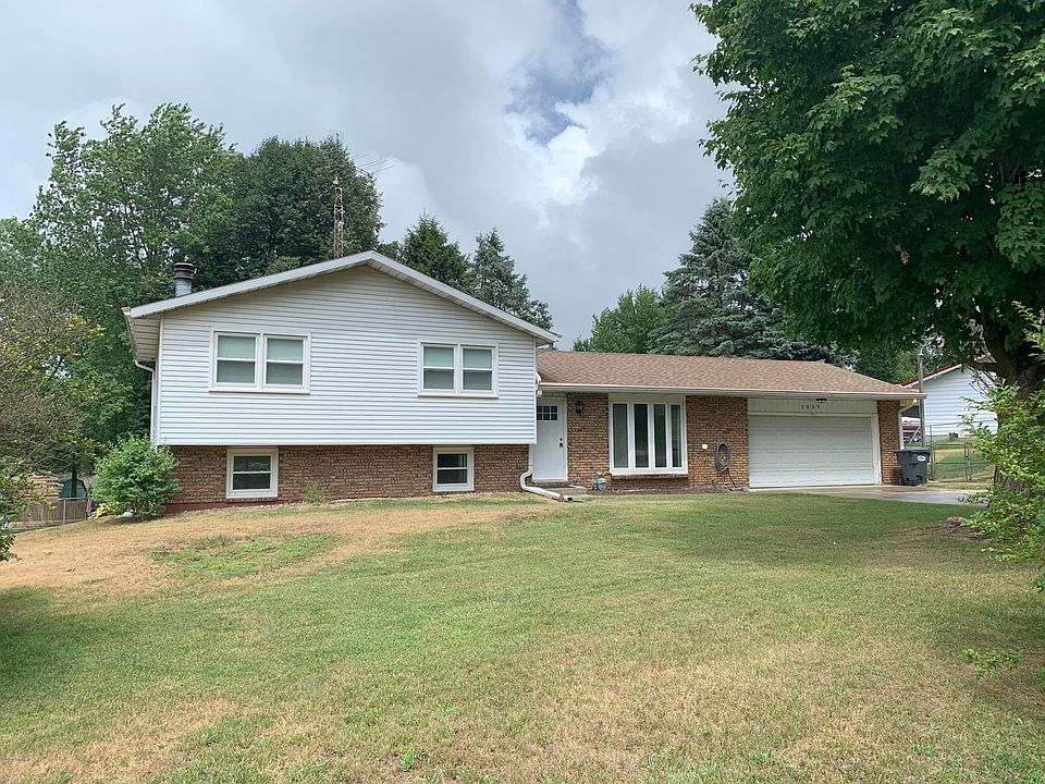 1st image of 3935 Atherton Dr