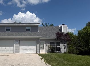 7220 N Moberly Dr A & B, Columbia, MO 65202