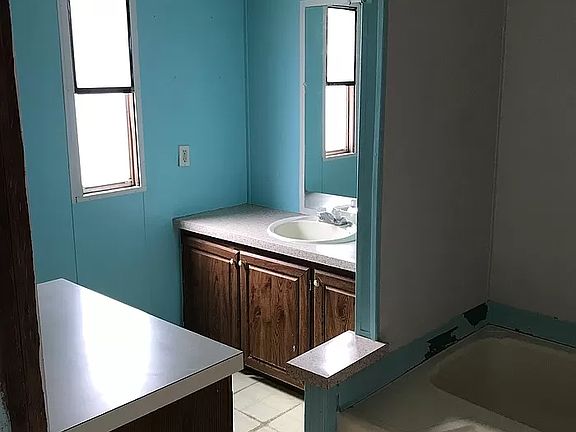 4th image of 260 E Avenida Bernalillo