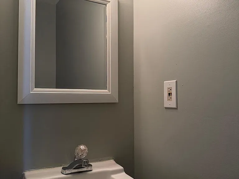 8108 Sandy Spring Rd — Photo 20