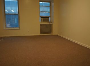 152 E 46th St APT 2F, New York, NY 10017
