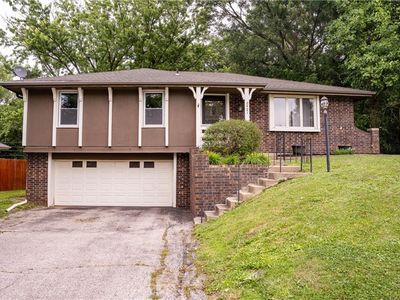 2421 Elephant Trl, Saint Joseph, MO, 64506