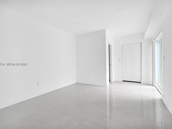 4th image of 2270 NW 153rd St