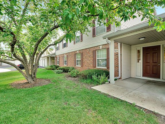 2nd image of 1013 Lincolnshire Ct APT C