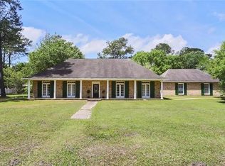 113 Rue De La Paix, Slidell, LA 70461