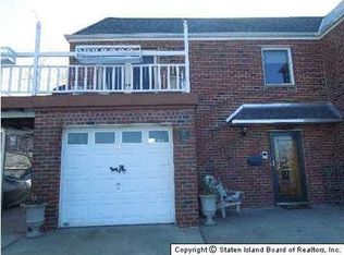 14 Zeck Ct, Staten Island, NY 10314