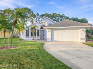 3948 Saint Armens Cir, Melbourne, FL 32934