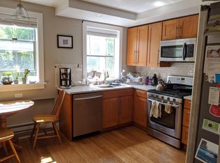 108 14th Ave E APT C, Seattle, WA 98112