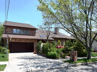 115 Bennett Pl, Staten Island, NY 10312