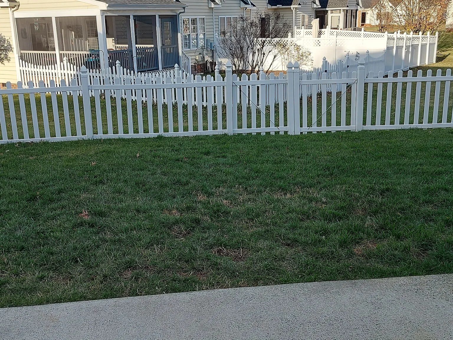 111 Carriage Point Ln — Photo 2