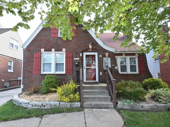 1202 E Norwood Ave, Peoria, IL 61603