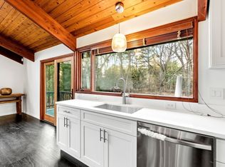 86 Myles Standish Rd #F, Weston, MA 02493