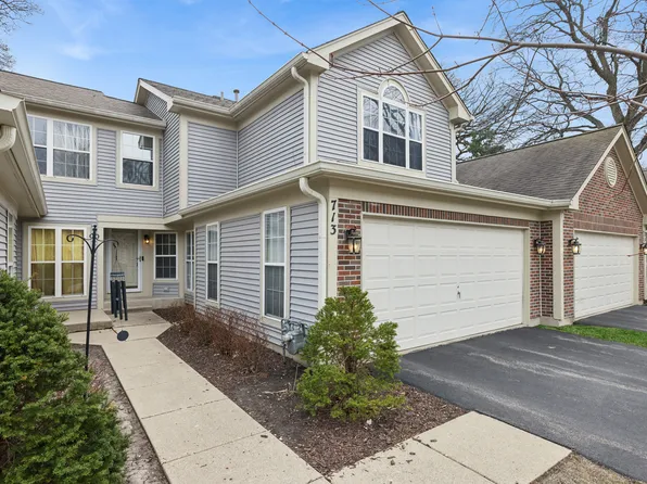 713 Bent Ridge Ln, Elgin, IL 60120