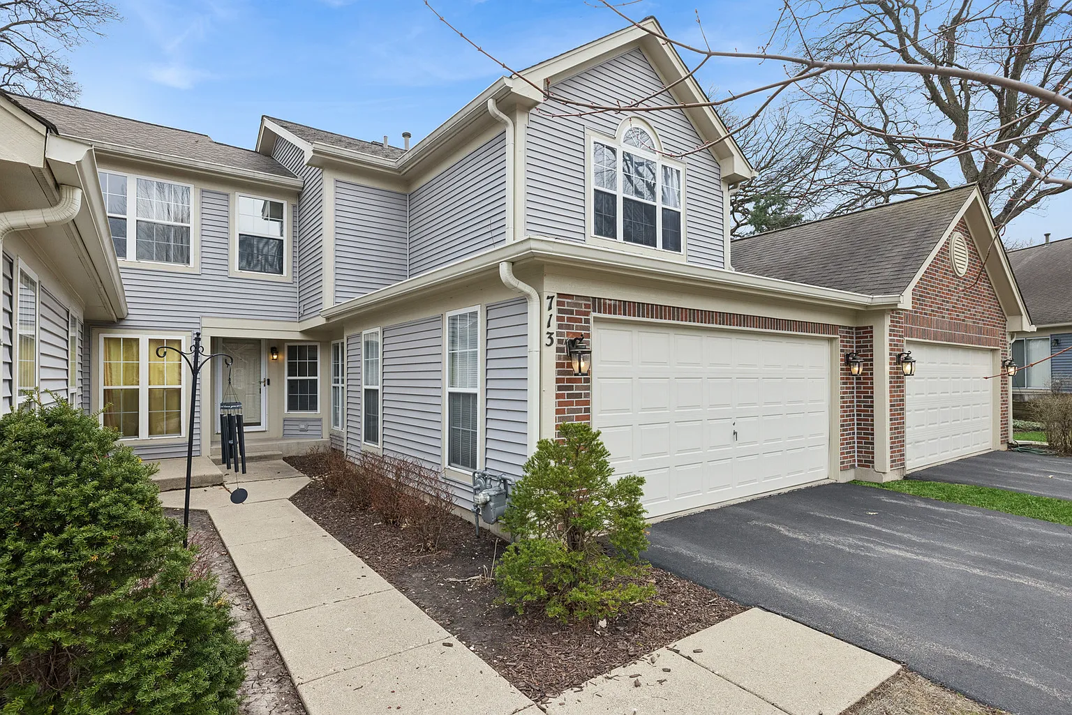713 Bent Ridge Ln photo 1