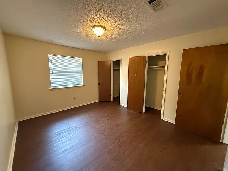 1408 Jade Ave — Photo 2