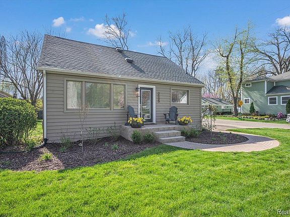 3rd image of 2155 Avondale Sylvan