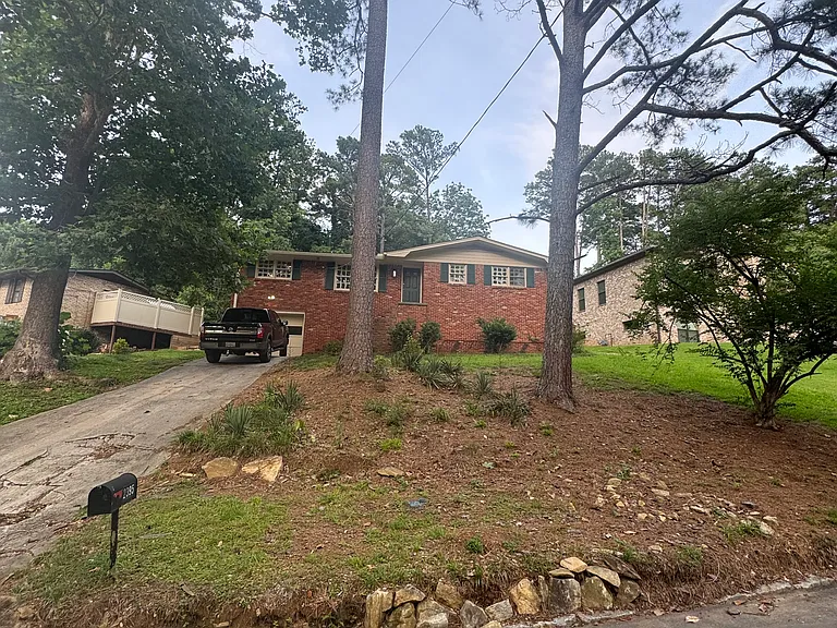 2395 Rhineland Ct — Photo 8