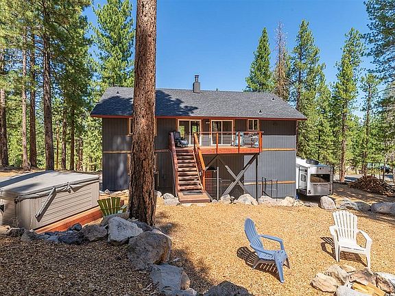 3rd image of 14821 Lighthill Pl