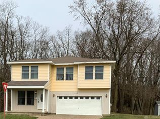 182 N Columbus St, Xenia, OH 45385