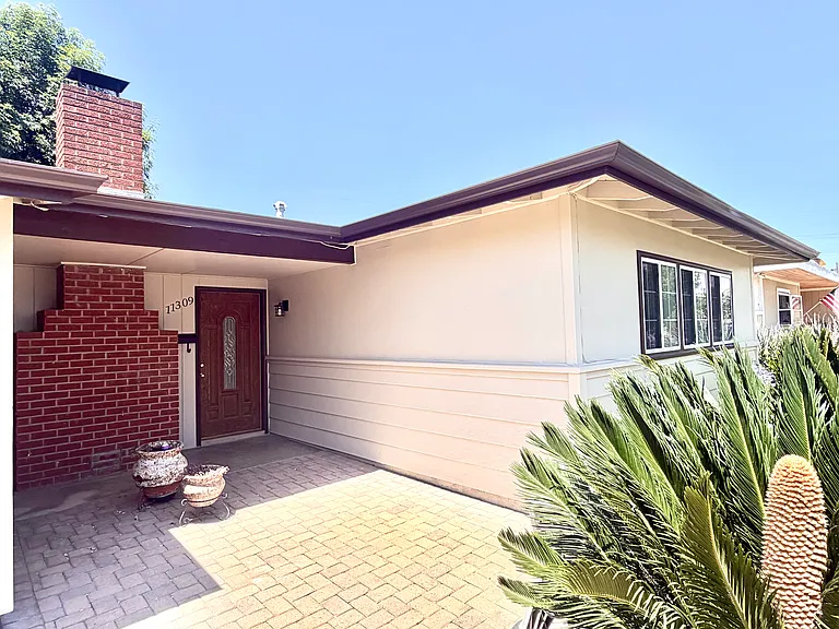 11309 Gaynor Ave — Photo 21