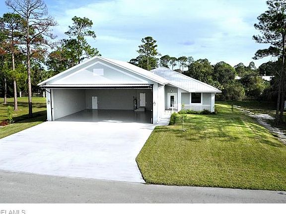 3rd image of 6931 Cadet Ave