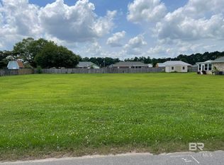 5 Fountain St #5, Robertsdale, AL 36567