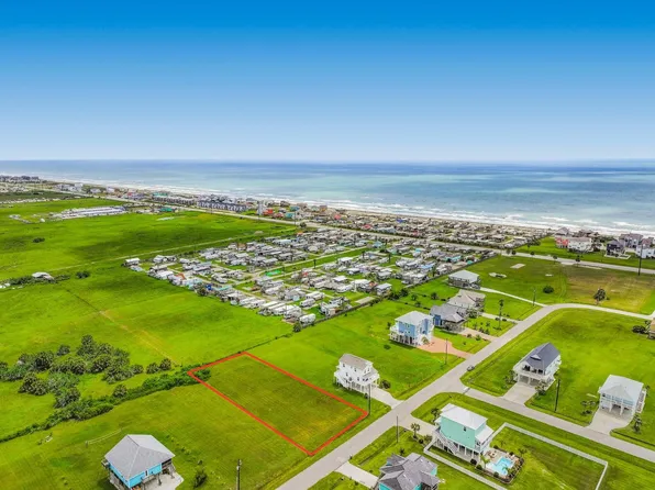 18051 Shaman Dr, Galveston, TX 77554