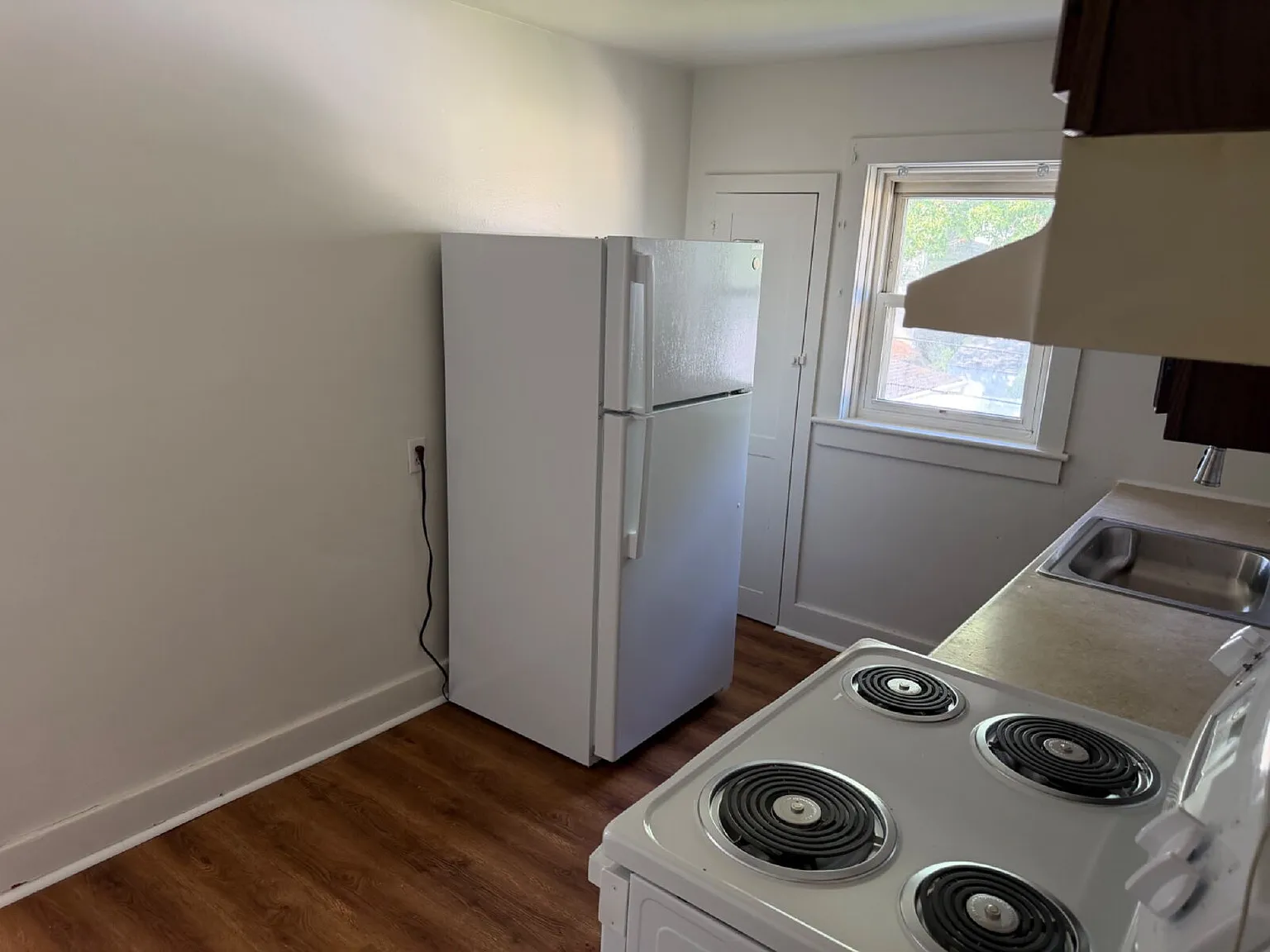 1 bed, 1.0 bath, $1,195 — Photo 4