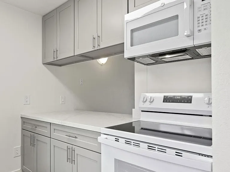 Stony Creek Apartments — Photo 18