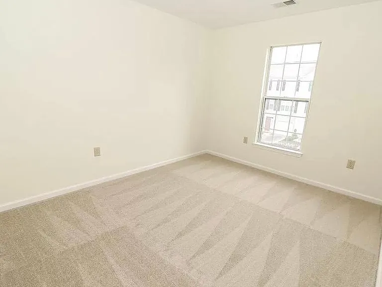 2305 Montauk Dr — Photo 35