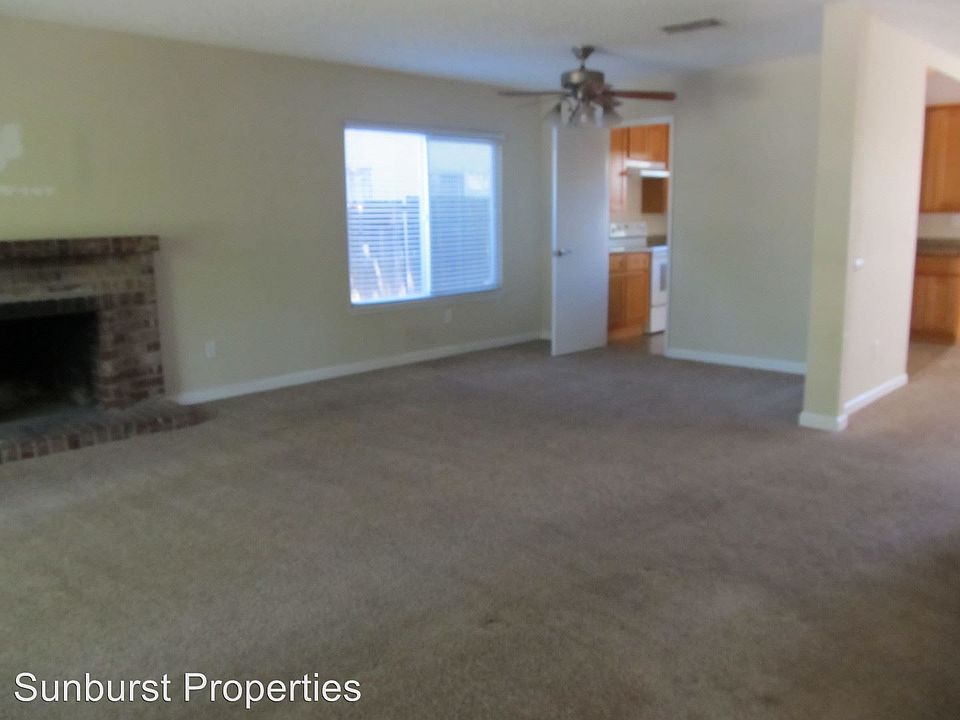 1st image of 6513 Creekmont Way