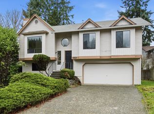 19613 138th Ave SE, Renton, WA 98058