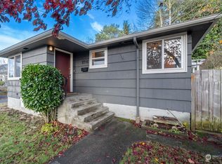 2716 NW 65th St, Seattle, WA 98117