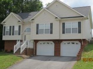 13 Taylor Ridge Ct, Johnson City, TN 37601