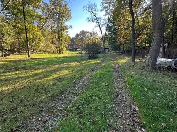 513 Feather Ln, Ligonier, PA 15658