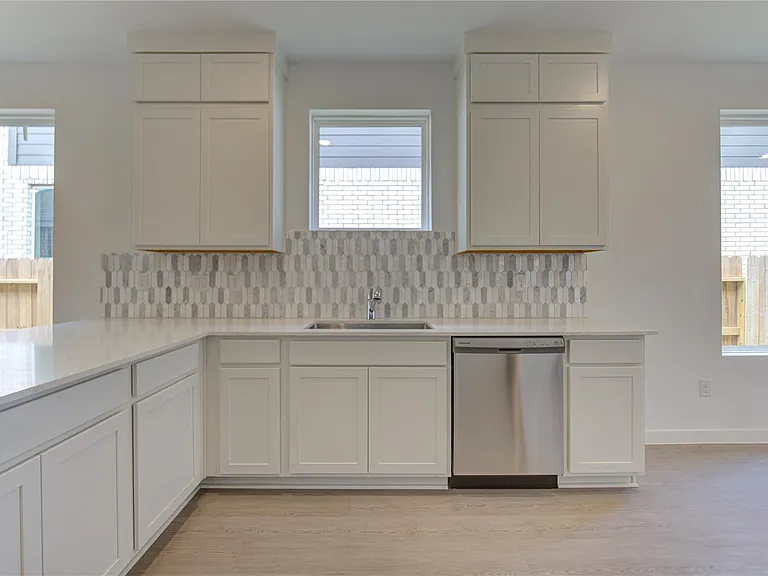 1047 Blue Stone Dr — Photo 17