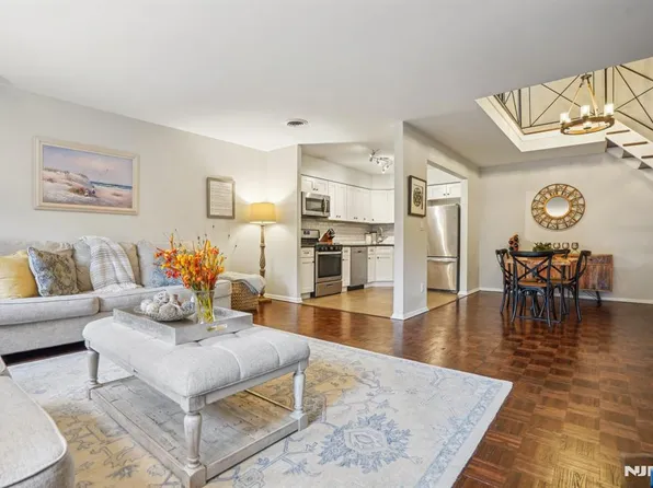 361 Claremont Ave #C6103, Montclair, NJ 07042