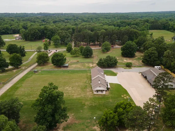 1202 Hilldale Cv, Alexander, AR 72002