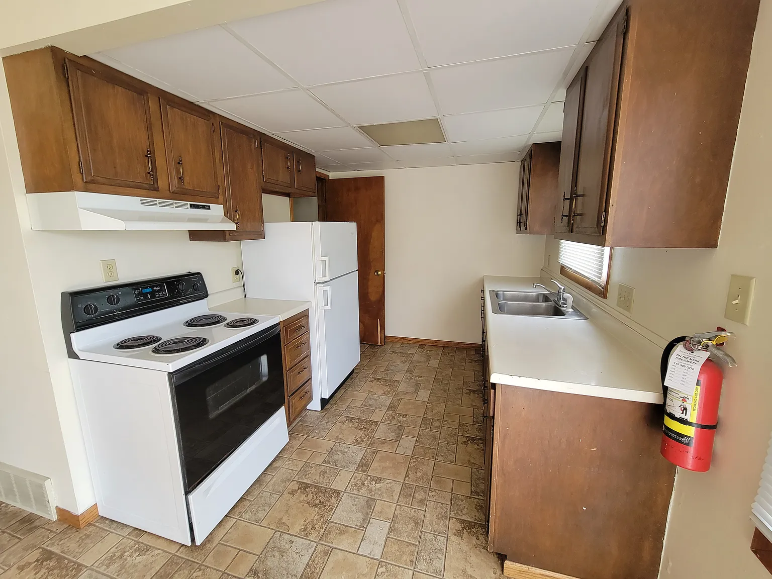 2 bed, 1200 sqft, $1,025 — Photo 3