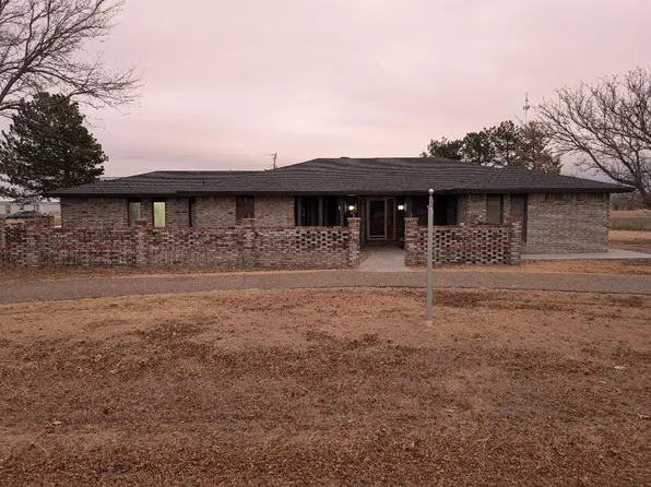 303 S Robert, Turpin, OK 73950