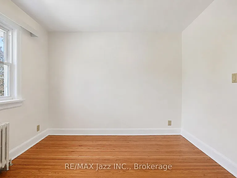 366 Mary St N #5 — Photo 16