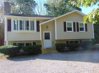 20 Schiller Ave, Pawcatuck, CT 06379
