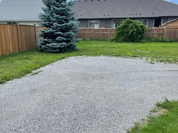 34A Oakdale Ave, Saint Catharines, ON L2P 2L3