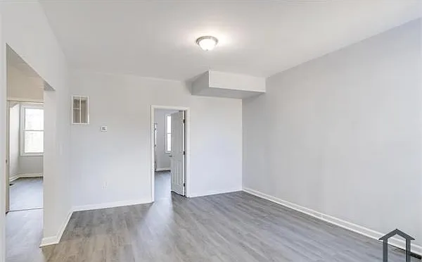 2 bed, $1,400 — Photo 2