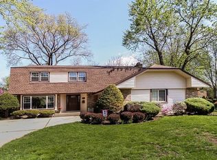 4464 Gettysburg Dr, Rolling Meadows, IL 60008