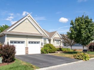 11 Coventry Rd, Hamburg, NJ 07419