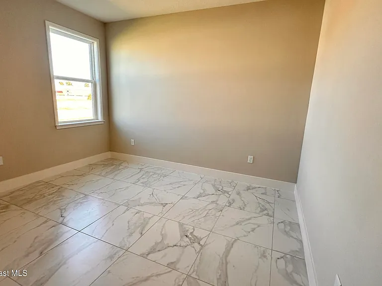 607 Clearwater Ave — Photo 19