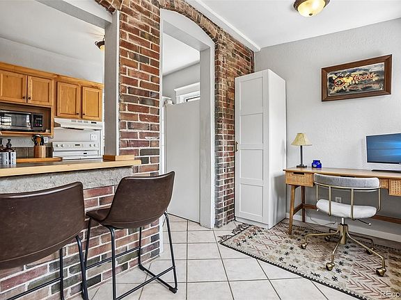3rd image of 3031 E 10th Avenue