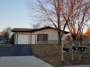 24130 W Hazelcrest Dr, Plainfield, IL 60544
