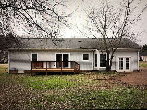 2nd image of 538 Riverview Dr